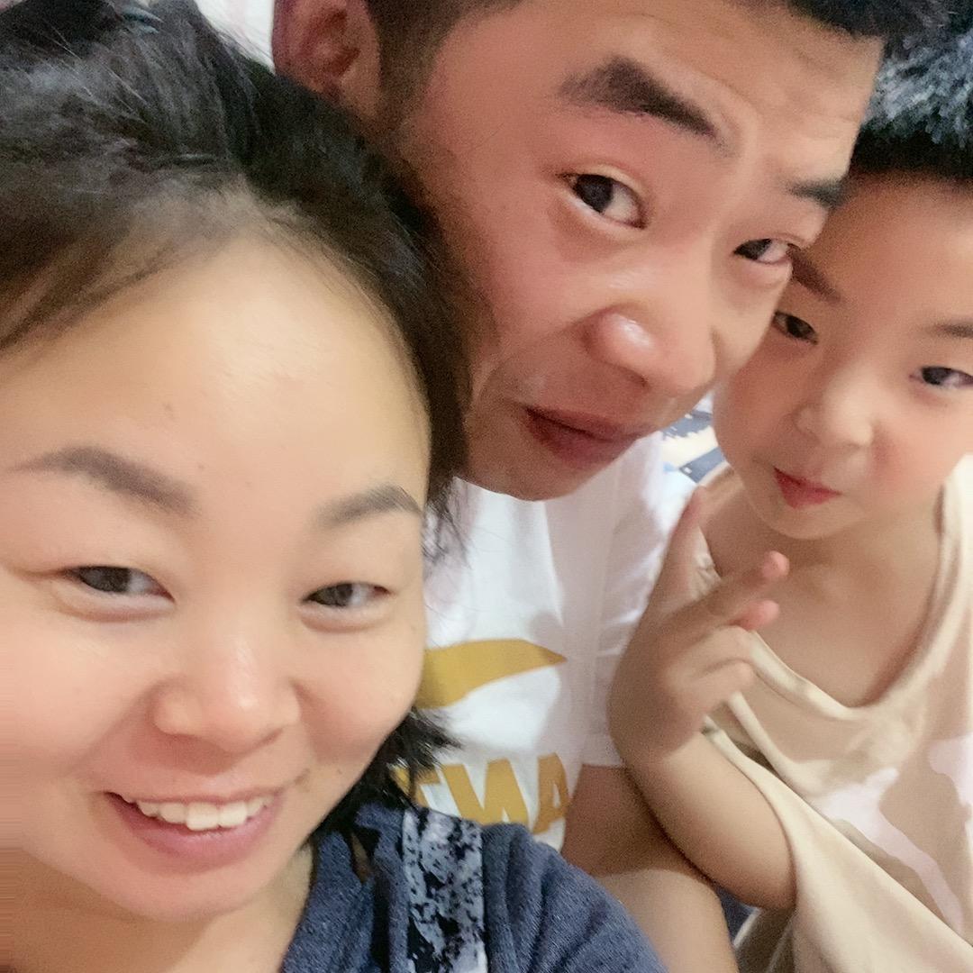 曼曼一家人