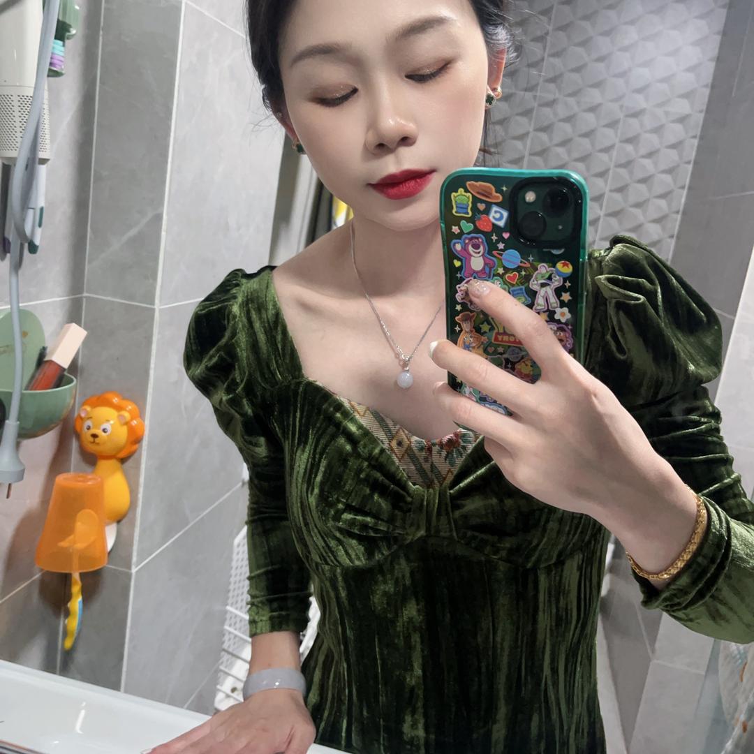 👑张六一