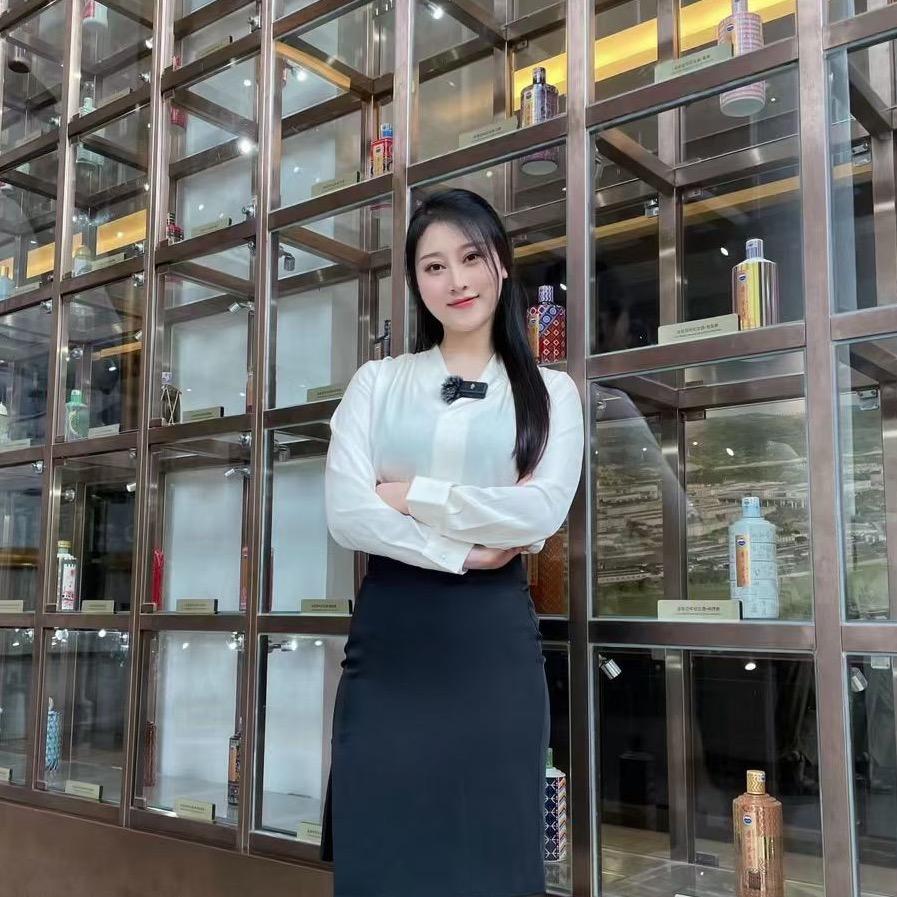 小张爱喝酒