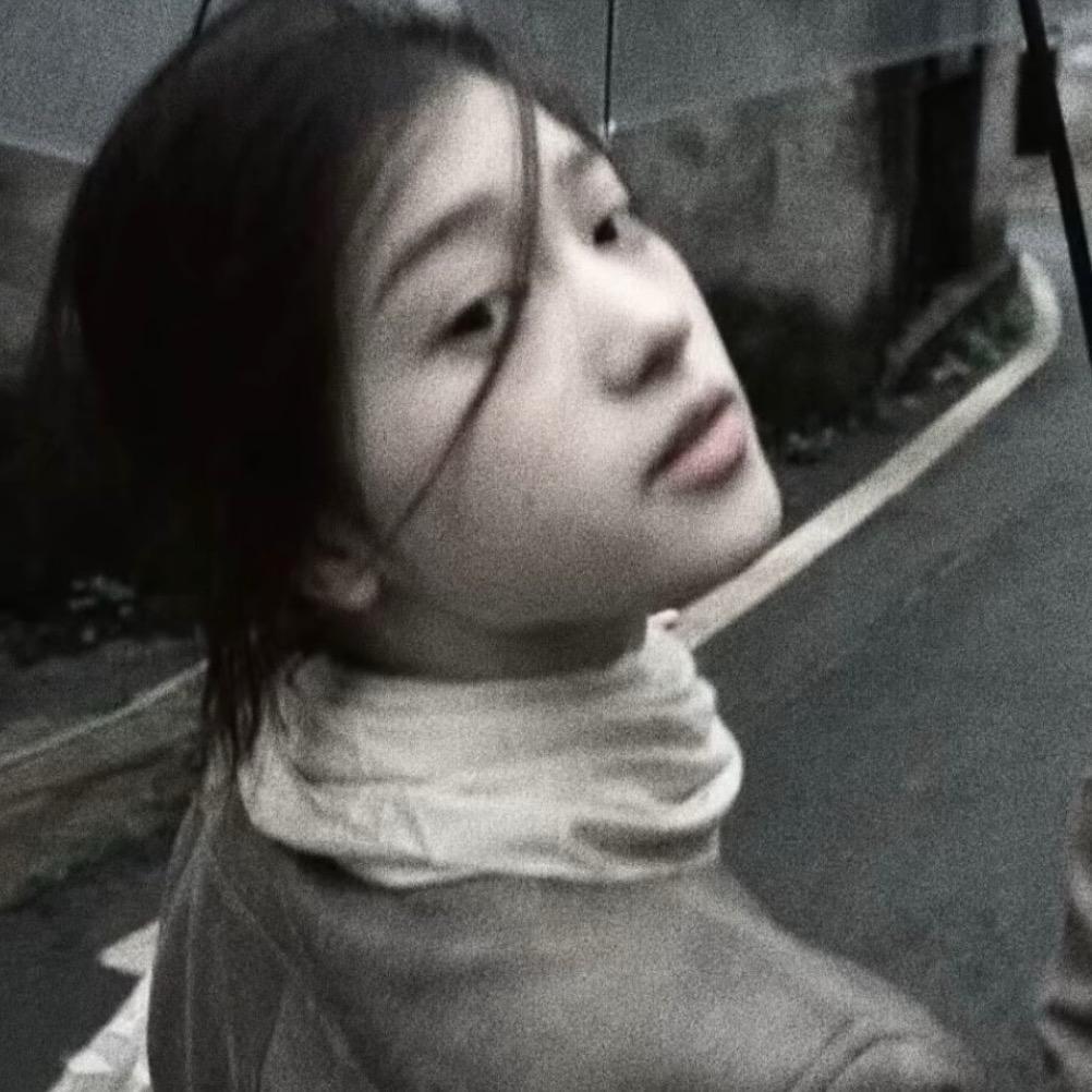 程艾影 --y