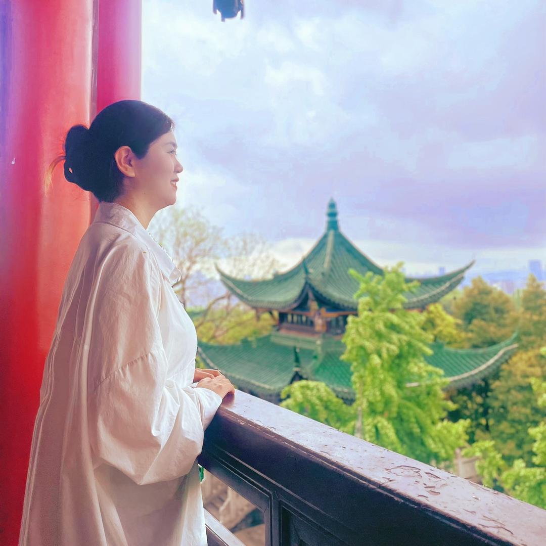 霞。