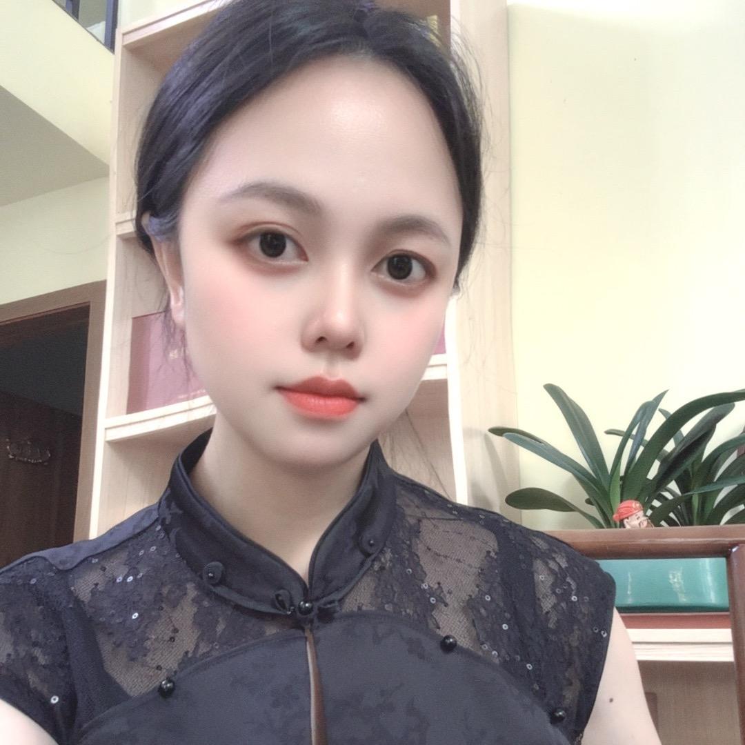 何何美美