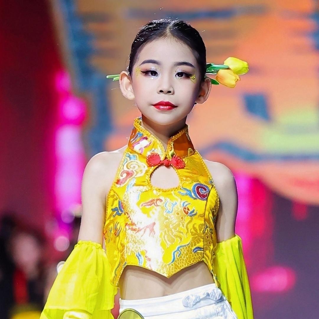 糖糖(黄子荑)