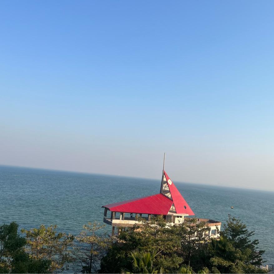 单身吉他哥，本人爱唱歌，跳舞，弹吉他，