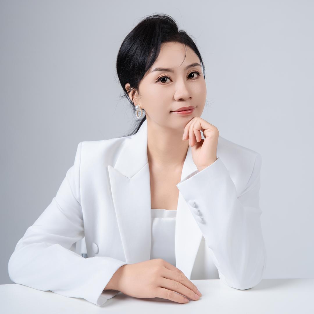渭南倩倩·琳恩纳