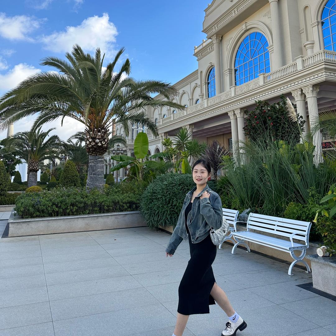 下洼眉型设计董小姐.