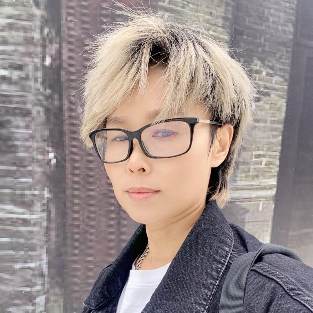 陈晨潮服集合店