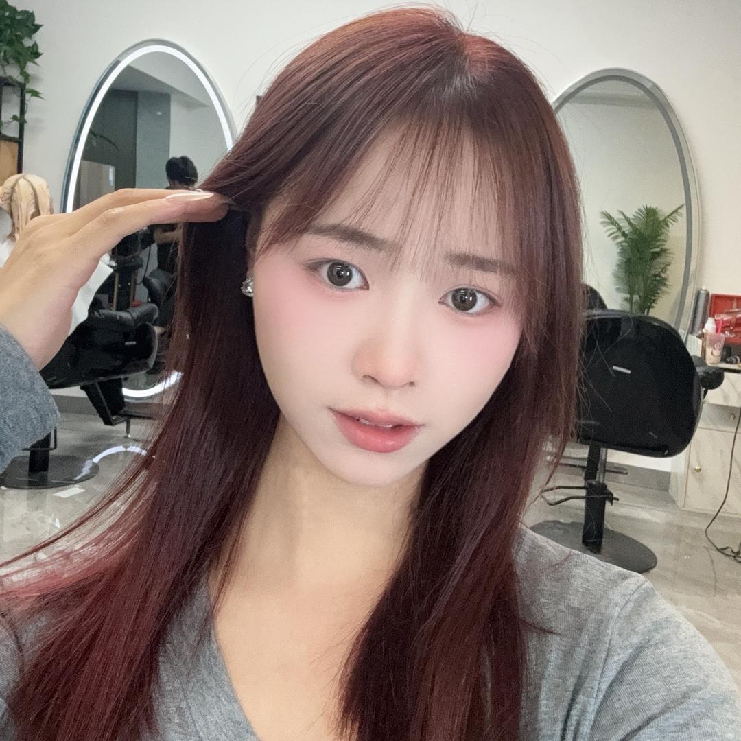 椿柏美妆｜柒柒