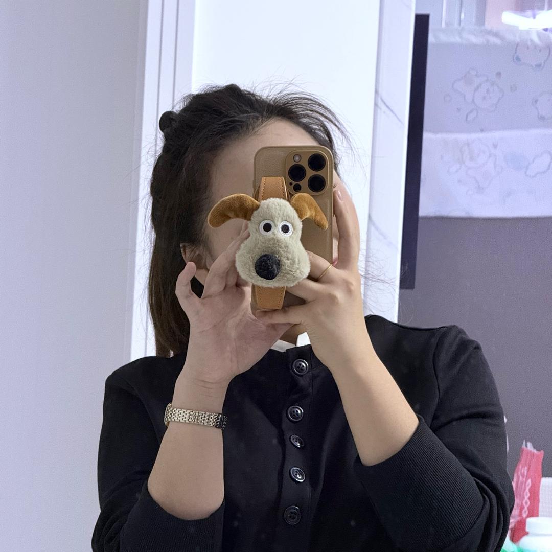 肩宽腰细美少女