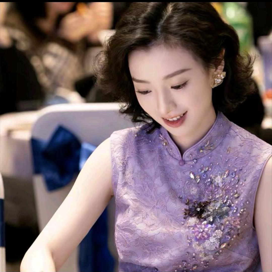 西子 〖高端女装爆款〗