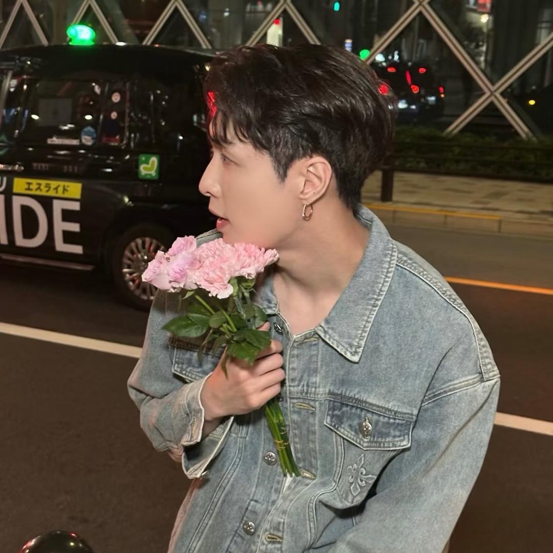 蛋卷Mama是贝壳r