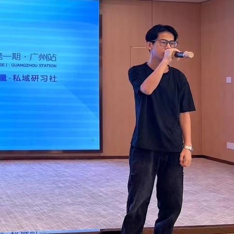 阿闯男孩
