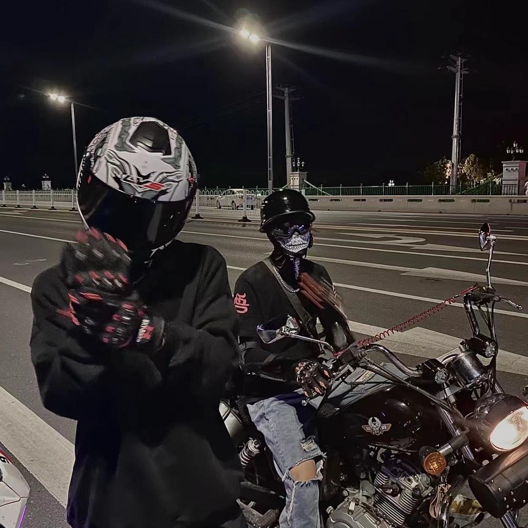 变异小男孩🧬