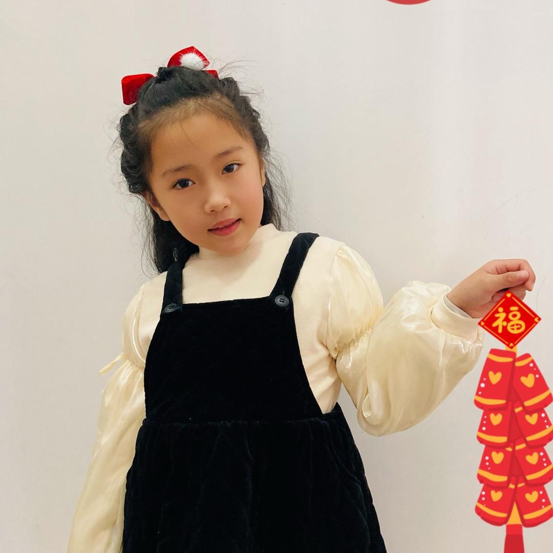 单眼皮小眼睛的妞