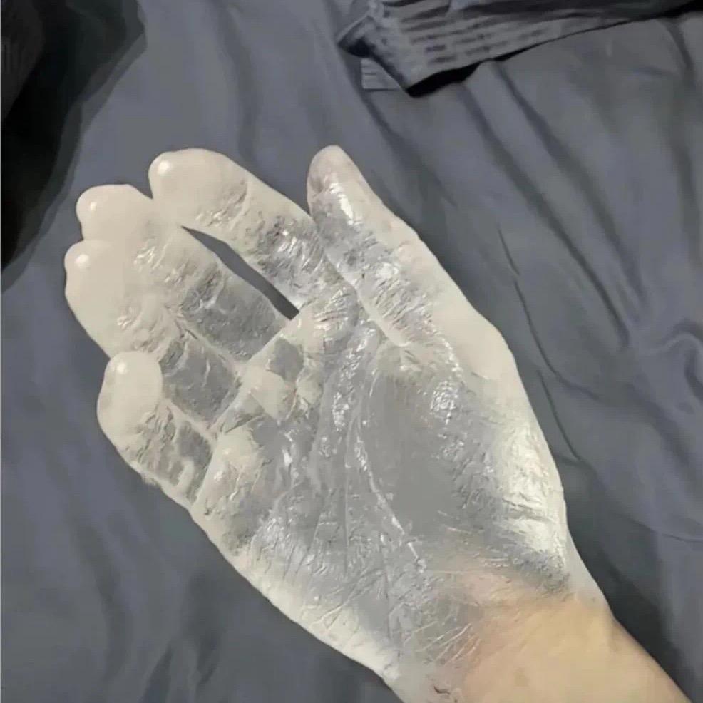 李铁牛.