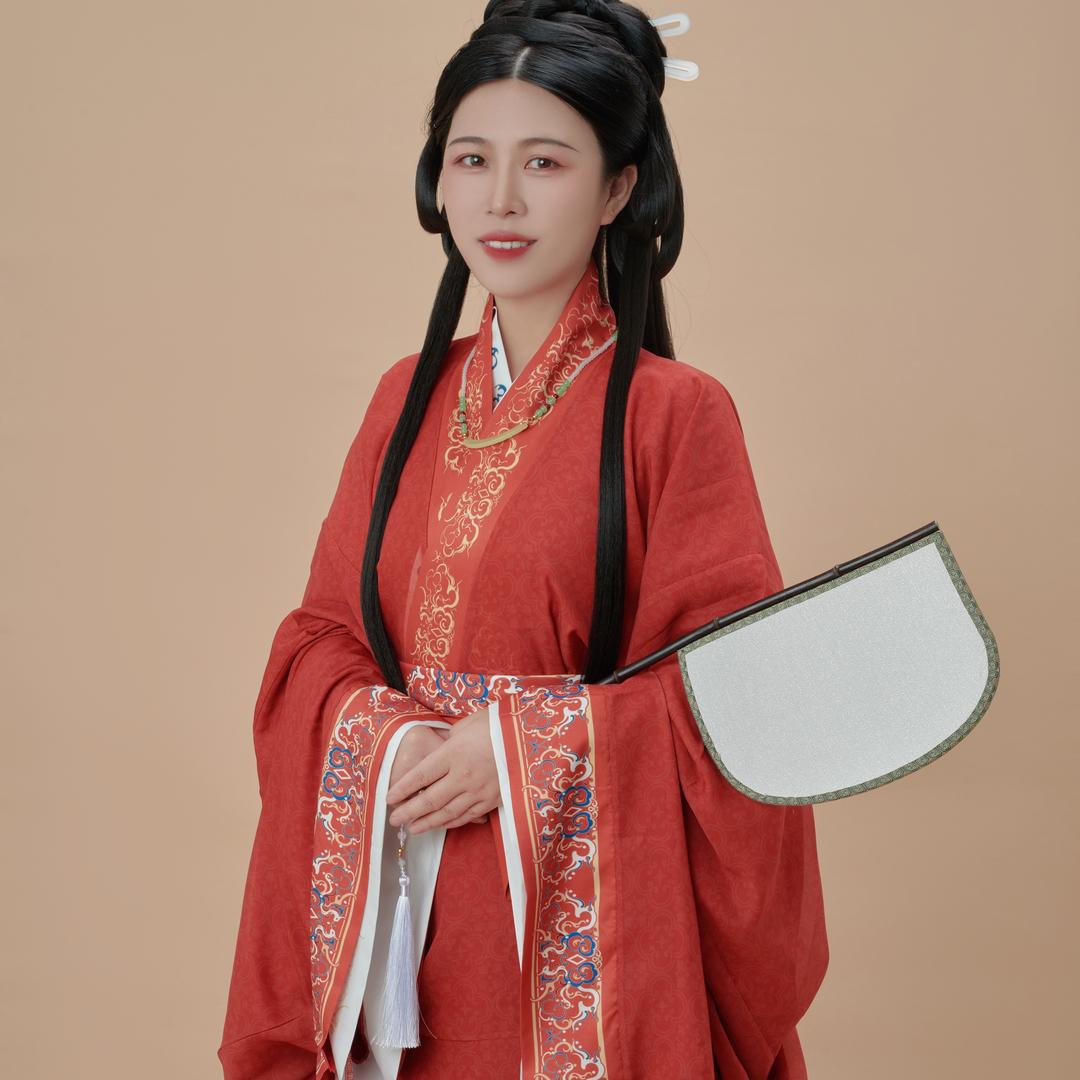 陈小香的妆造（化妆版）