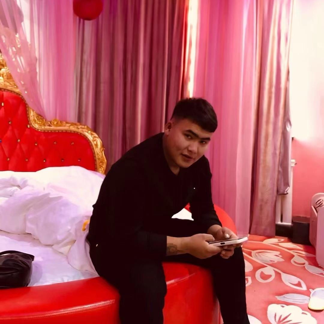 排哥·。（PAI）