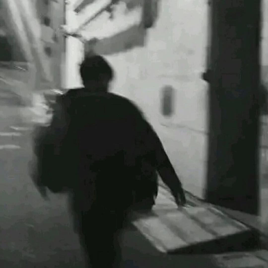小捷不秃.