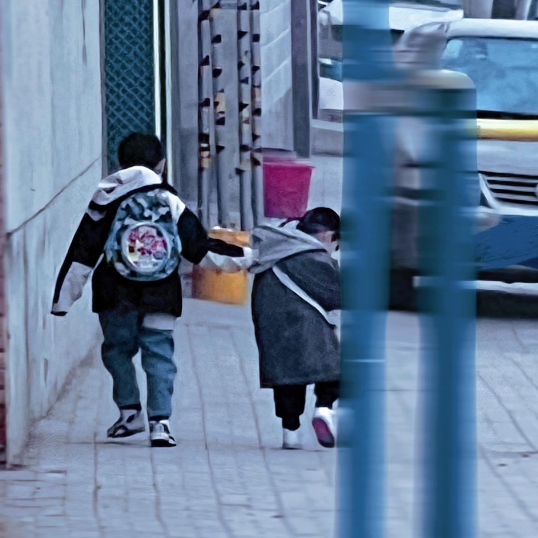 小鱼吐泡泡