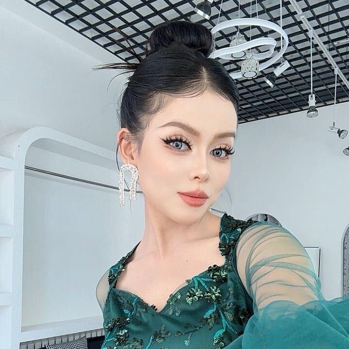 KaDirYe服装设计