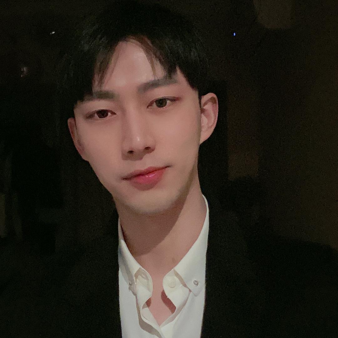 Mr·Y杨浩辰