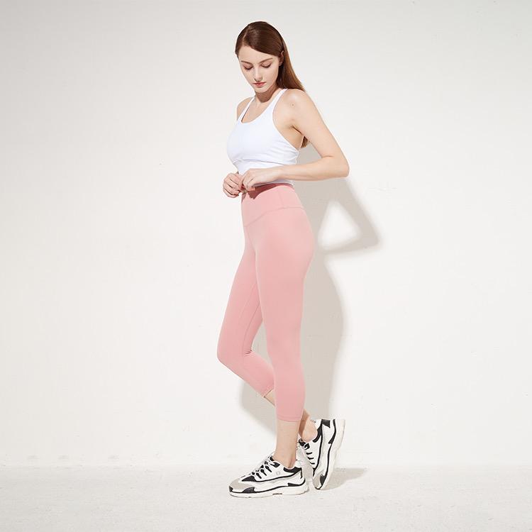 阿汤逅裳运动服饰