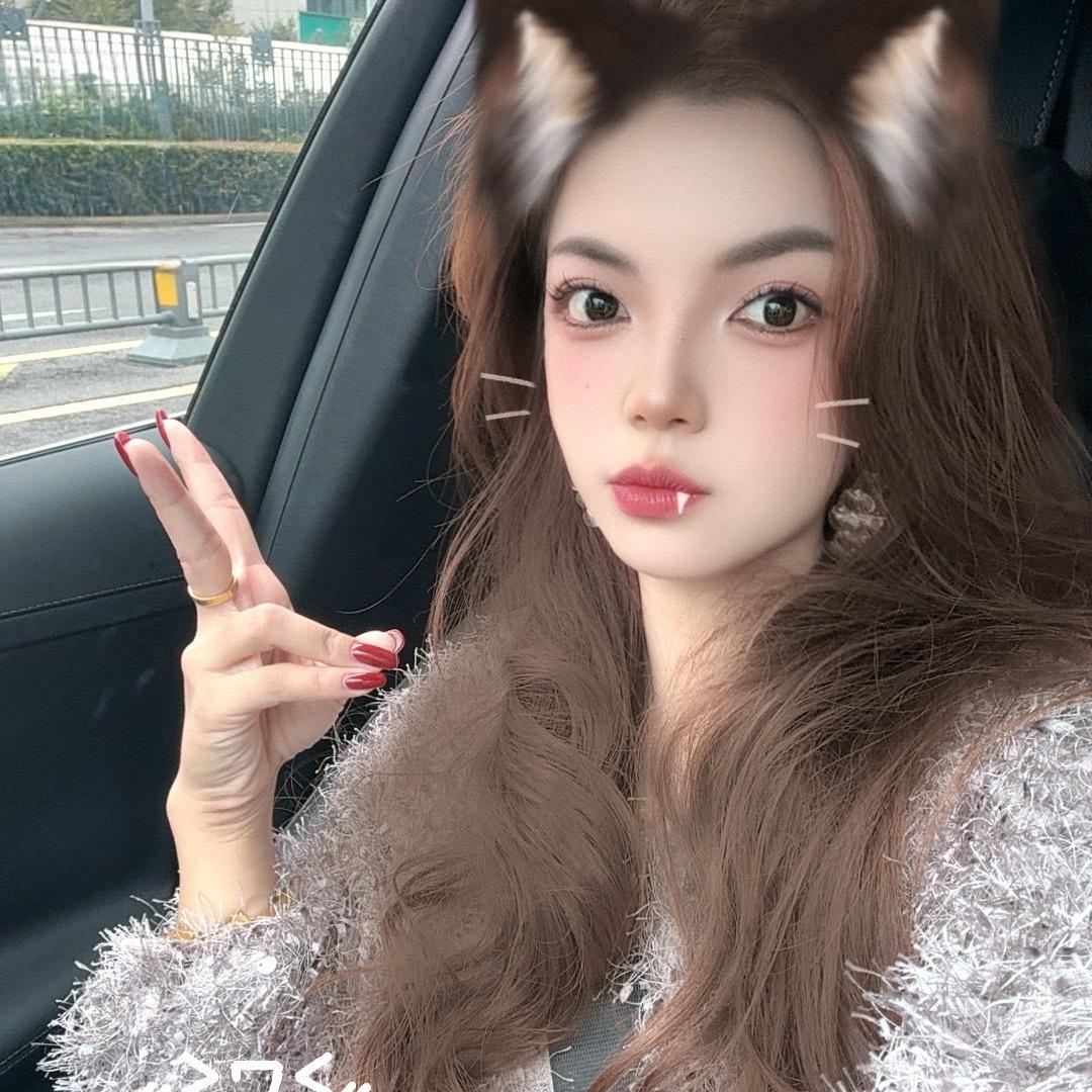 月亮上的垂耳兔🫐