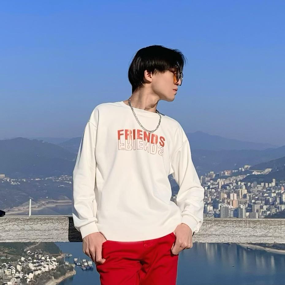李同学.