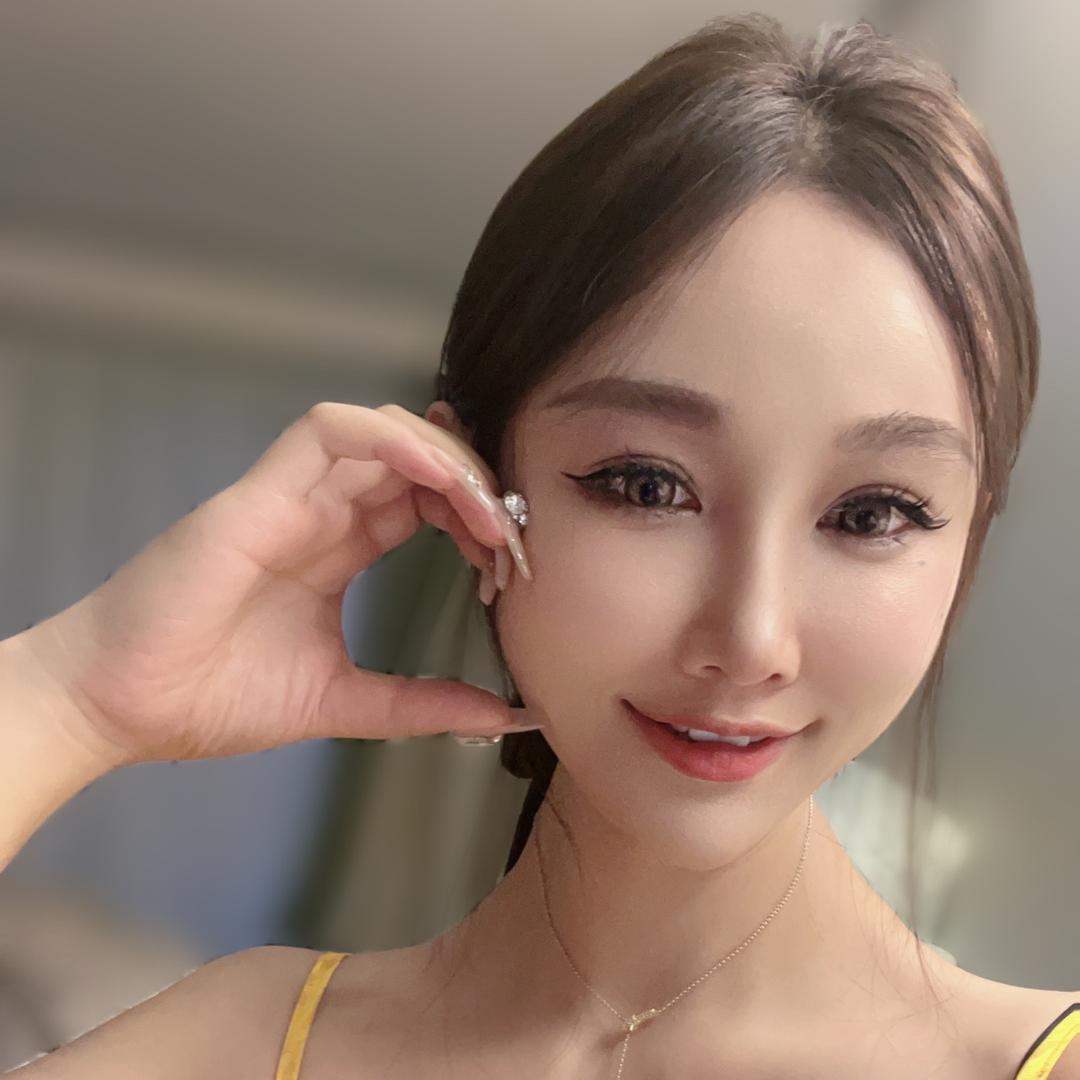 是VV呀