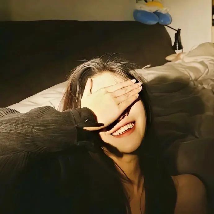 欧尼.