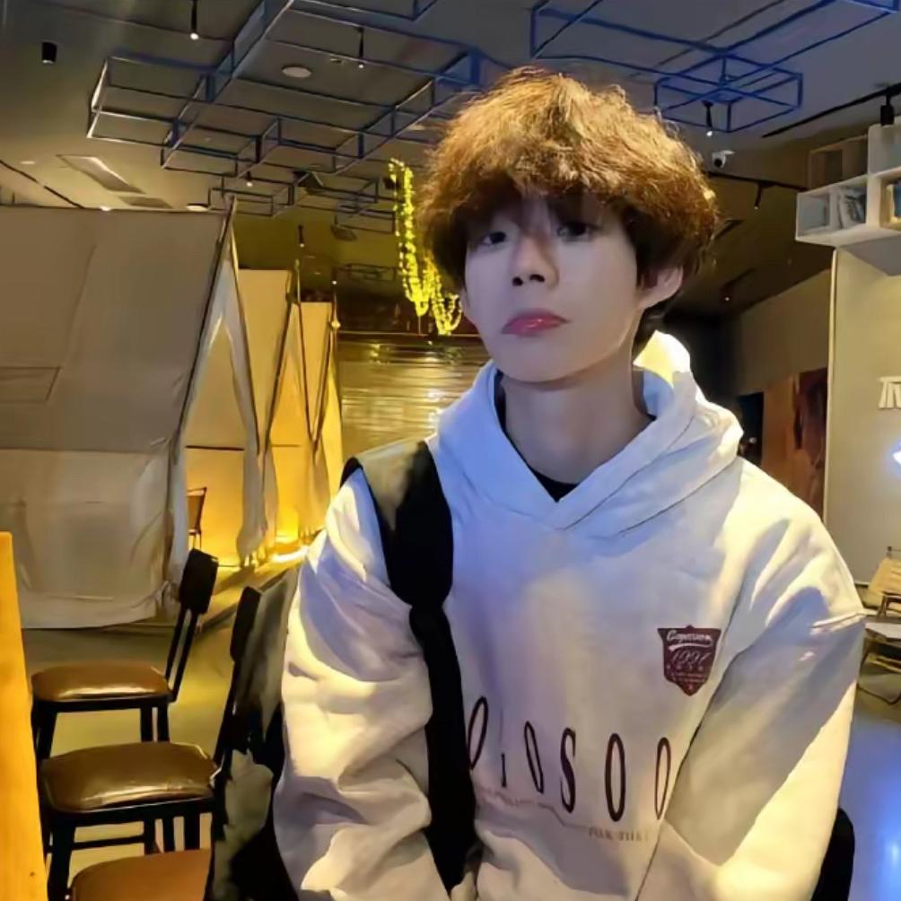 林轩晨（和平俱乐部点🥣主页）