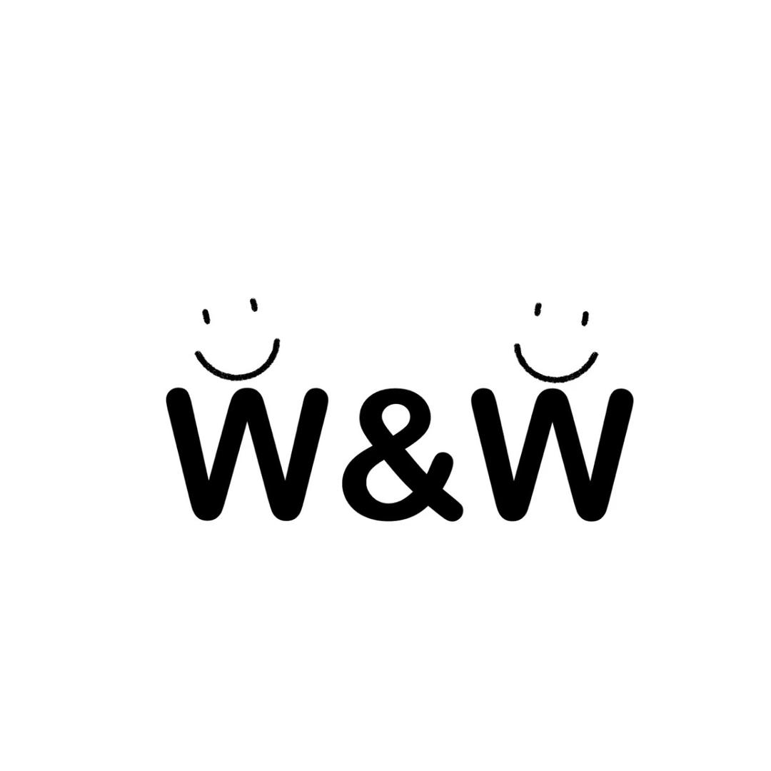 两个·W