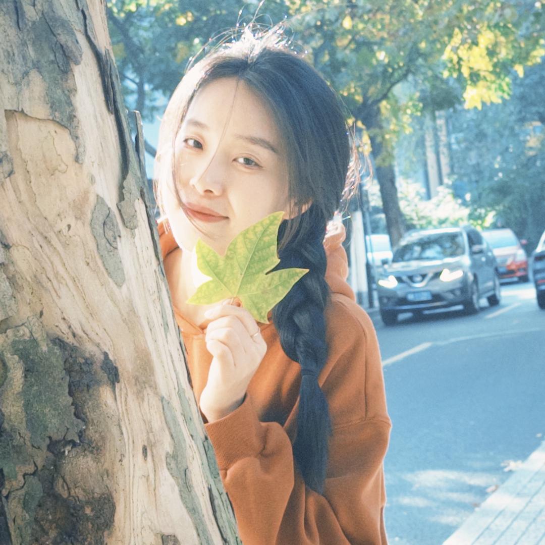 小五睡觉💤爱做梦