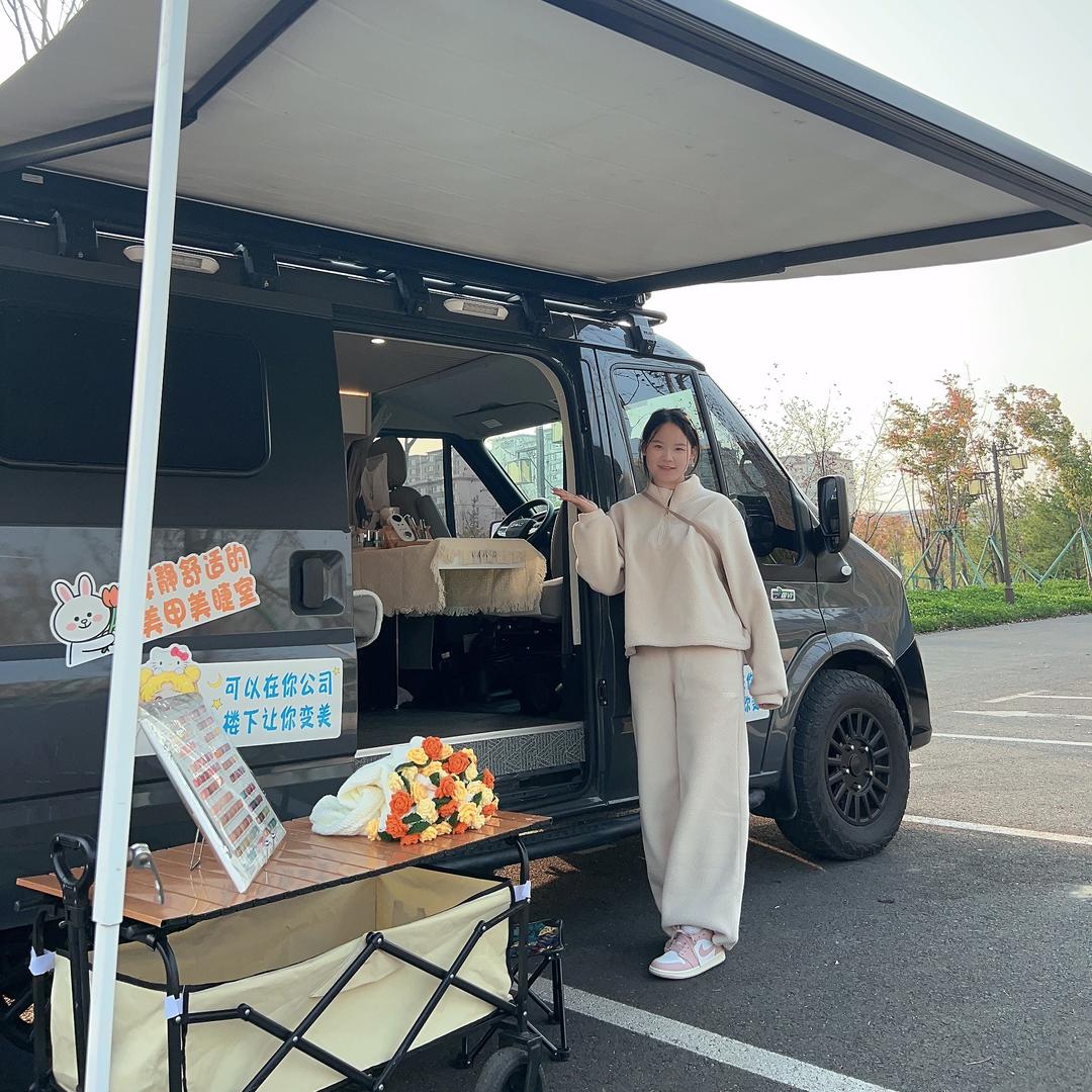 宿营车移动美甲美睫🚗