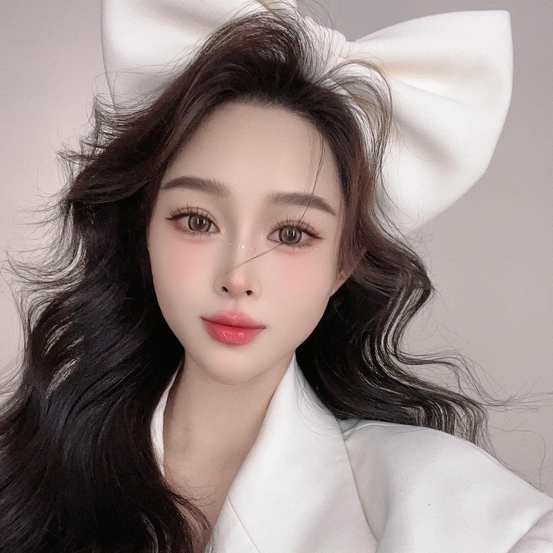 莉娜轻奢女装