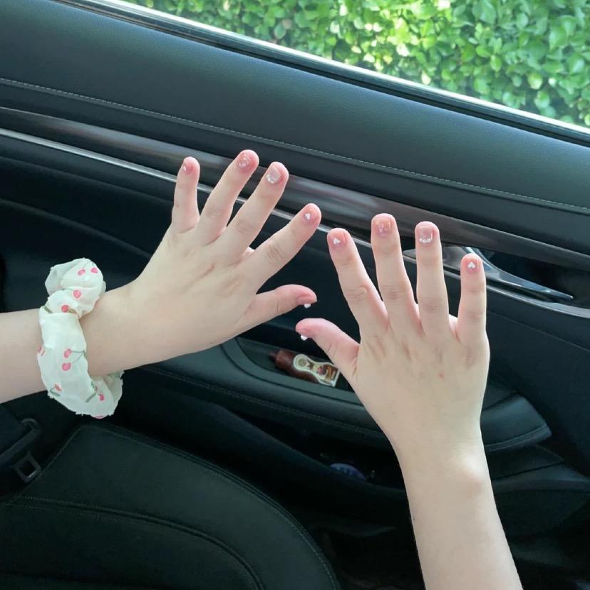 乐山市市中区珍丽美甲店