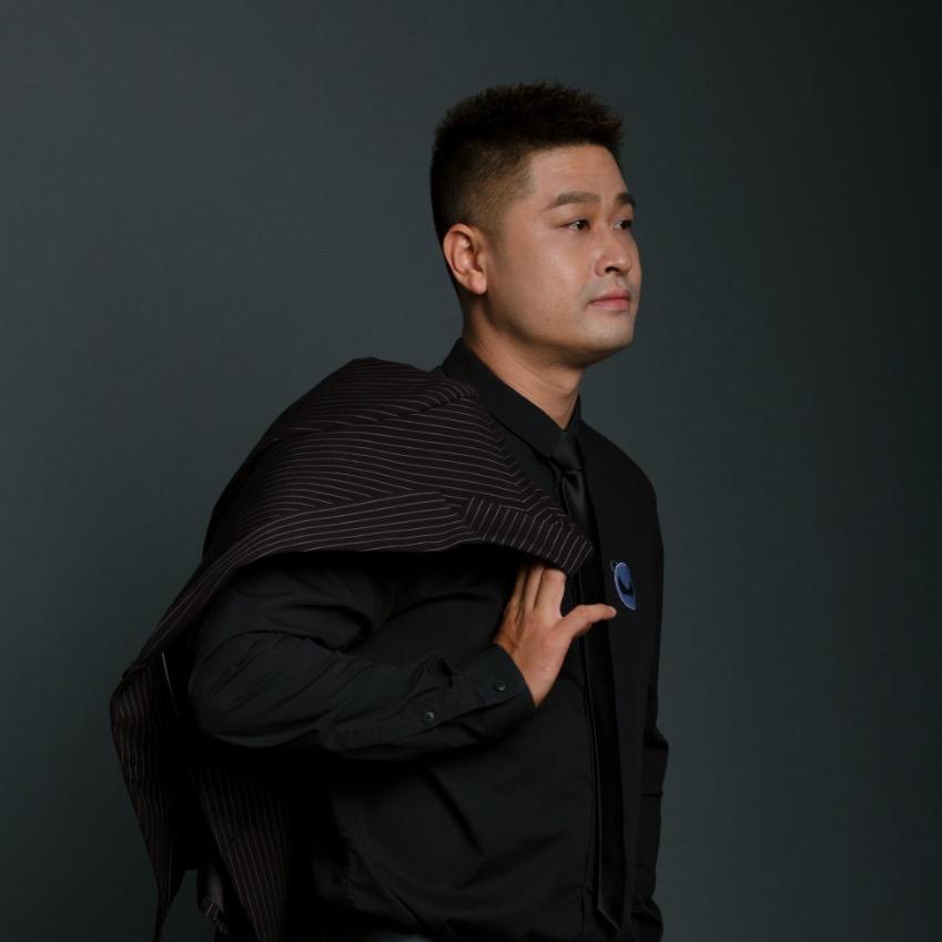 中山-沐发创始人-永哥专注女士减龄发型