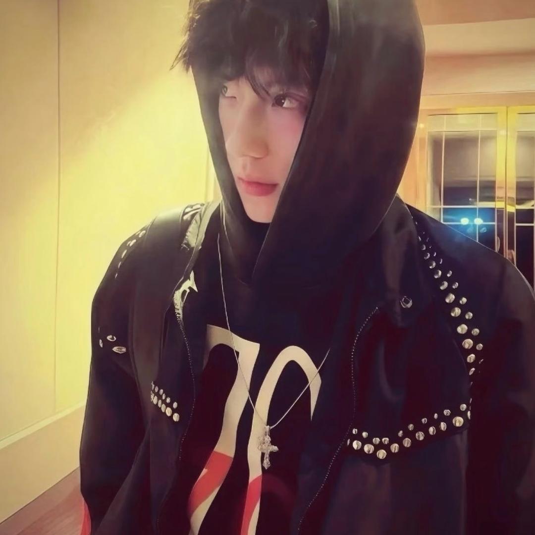 猛踹瘸子那条好腿