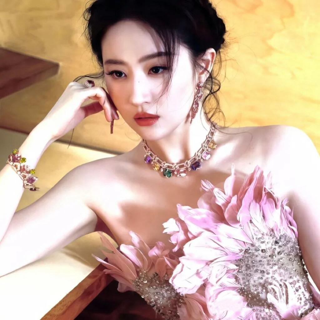 道上都叫我刘亦菲