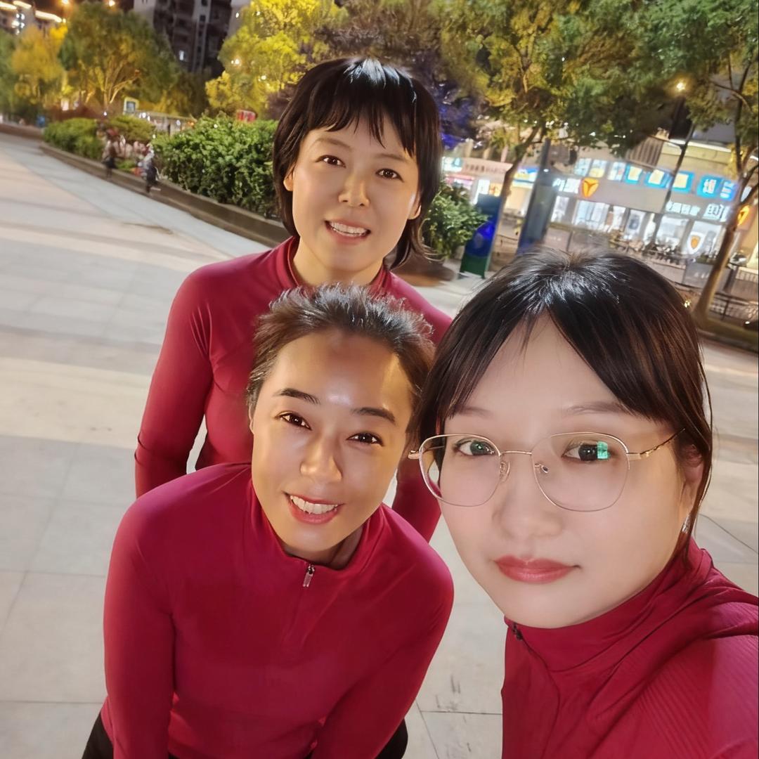 惠山市民广场有氧健身团