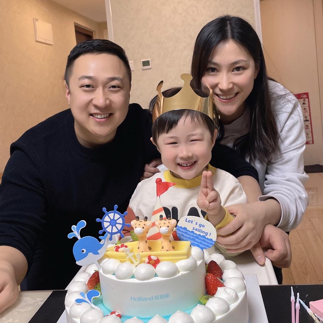 小超一家人