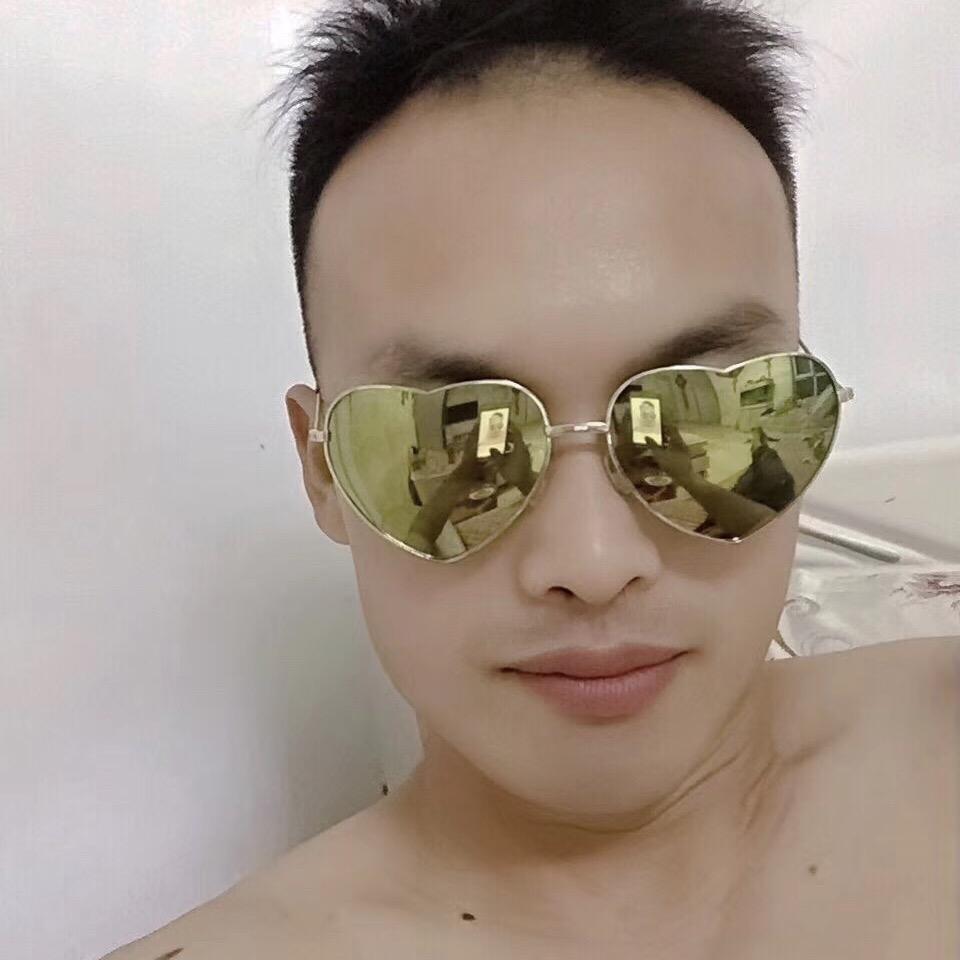 奋发涂墙（宇宙全家福装饰）