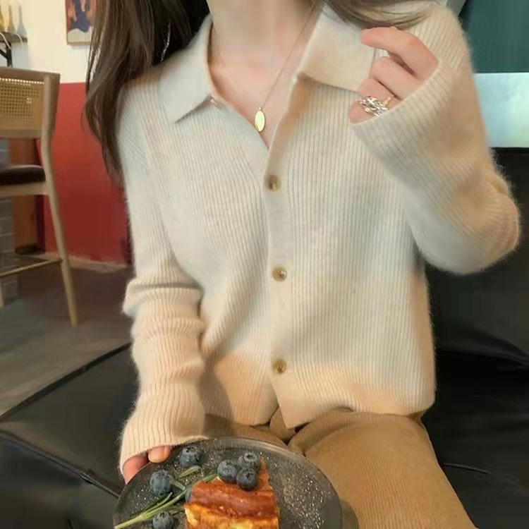 素简轻奢女装