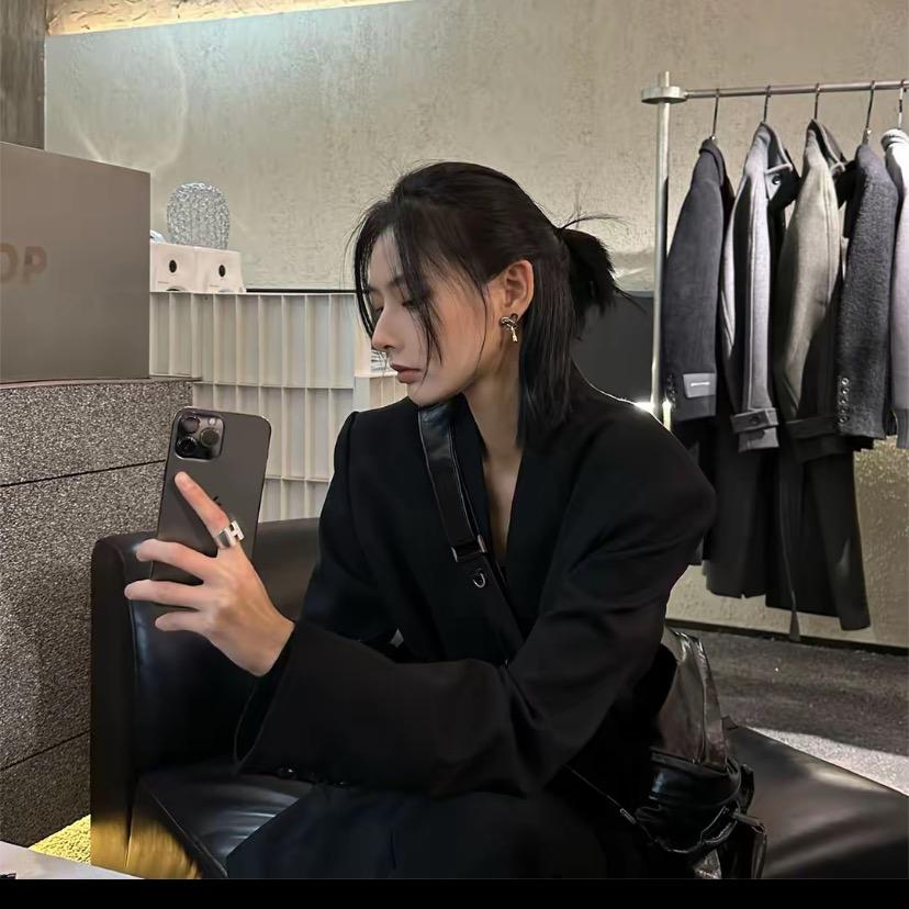 JCCC影子（穿搭分享）