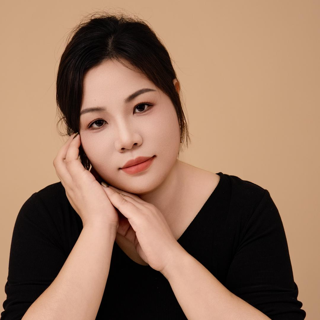 青岛窗帘设计师房燕儿