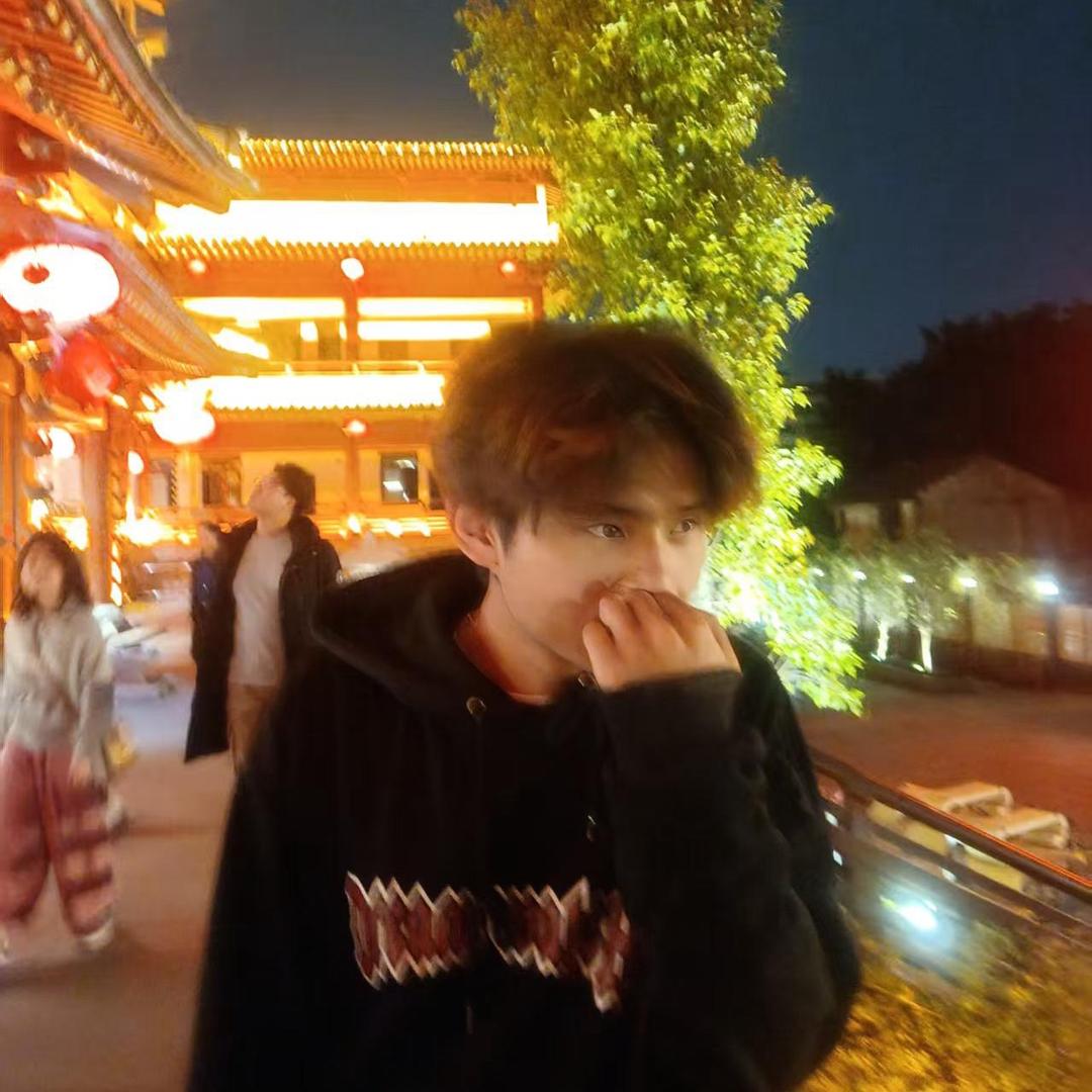 菜  包 Bee  🧸 ᯤ ⁵ᴳ