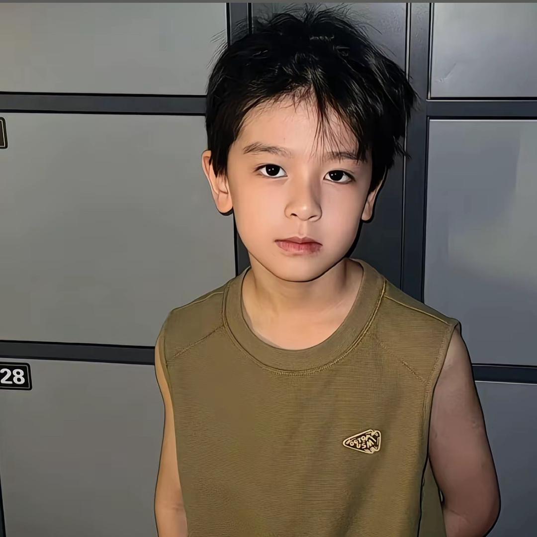想养一只鲨鱼🦈