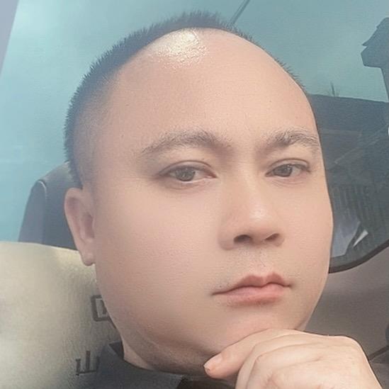 黄小明