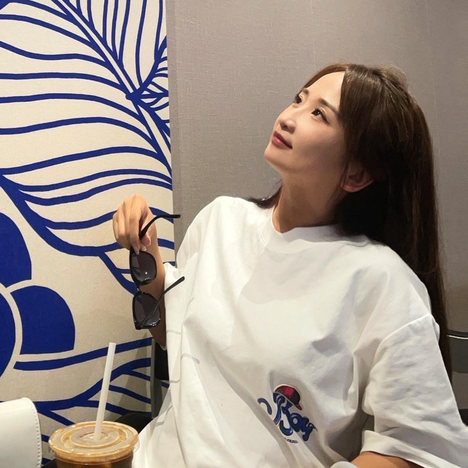 乌兰察布十月化妆师｜晨晨