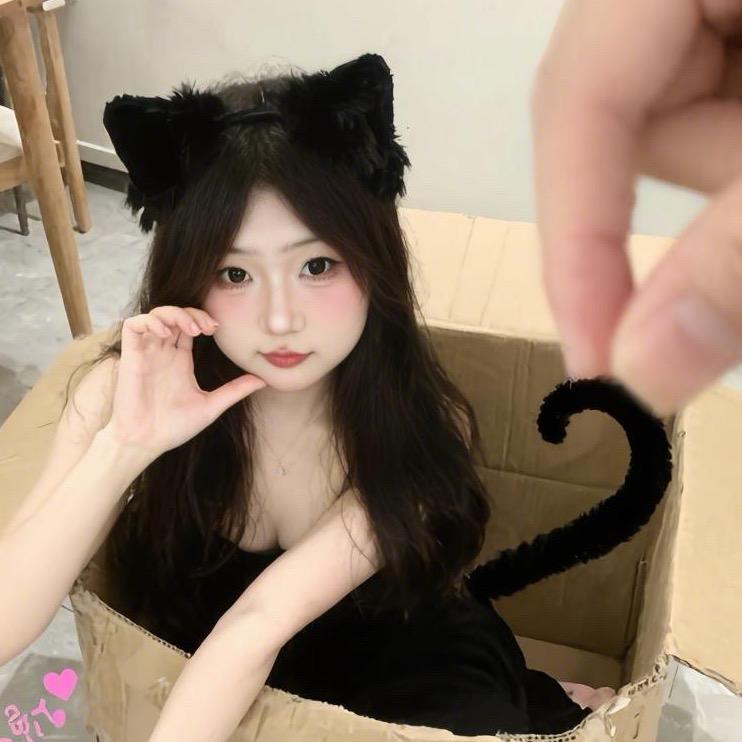 脸脸.